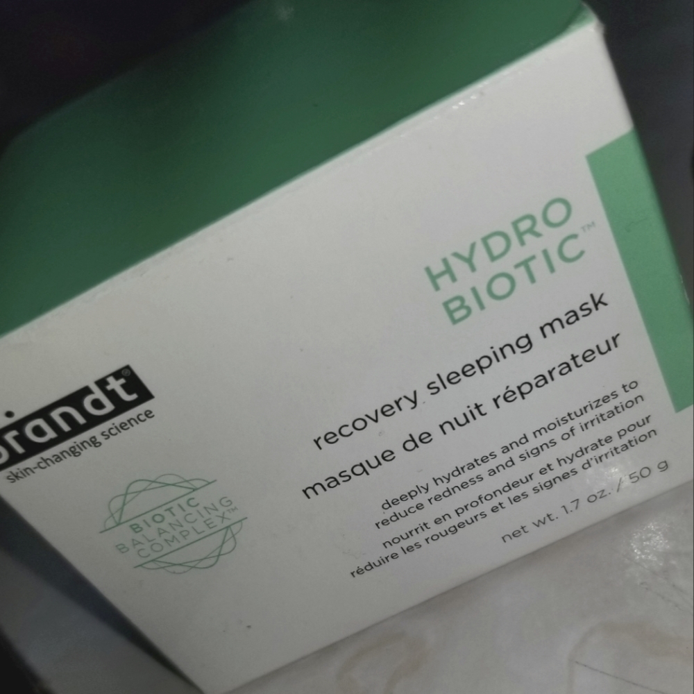 Dr. Brandt Hydrobiotic Recovery Sleeping Mask